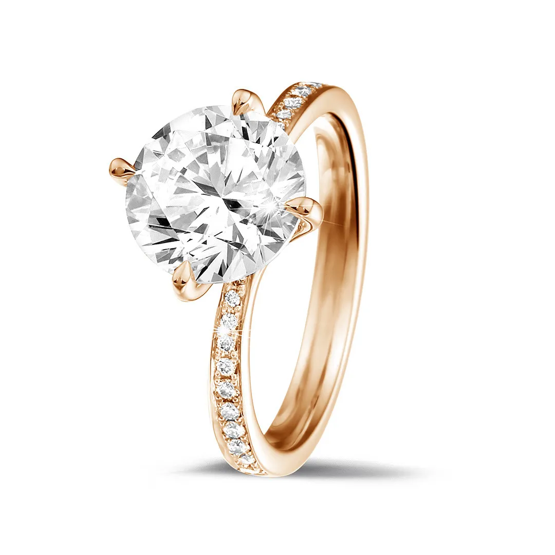2.50 quilates anillo solitario diamante en oro rojo con diamantes en los lados 