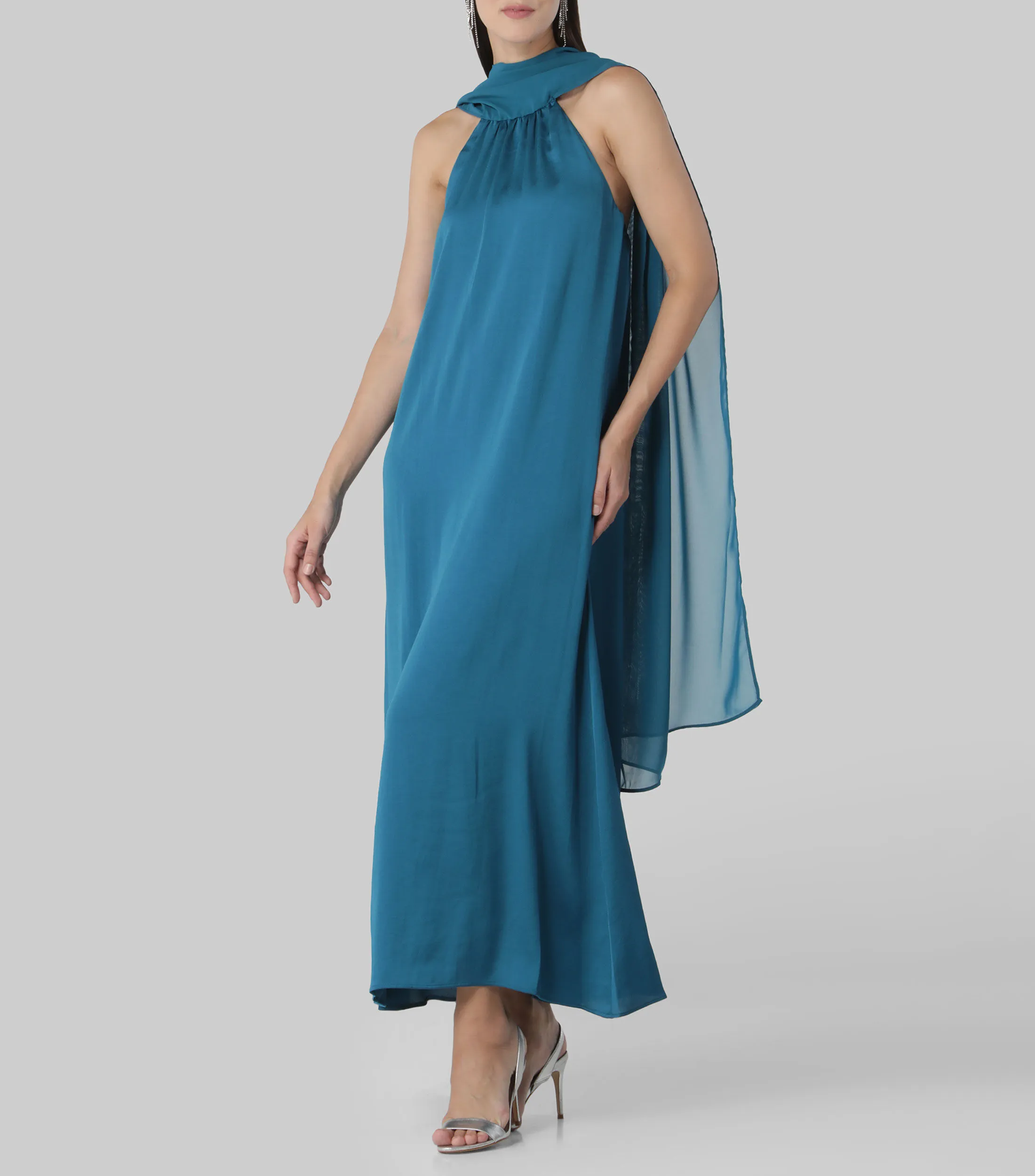 Alba Conde Vestido de fiesta largo liso sin mangas Mujer