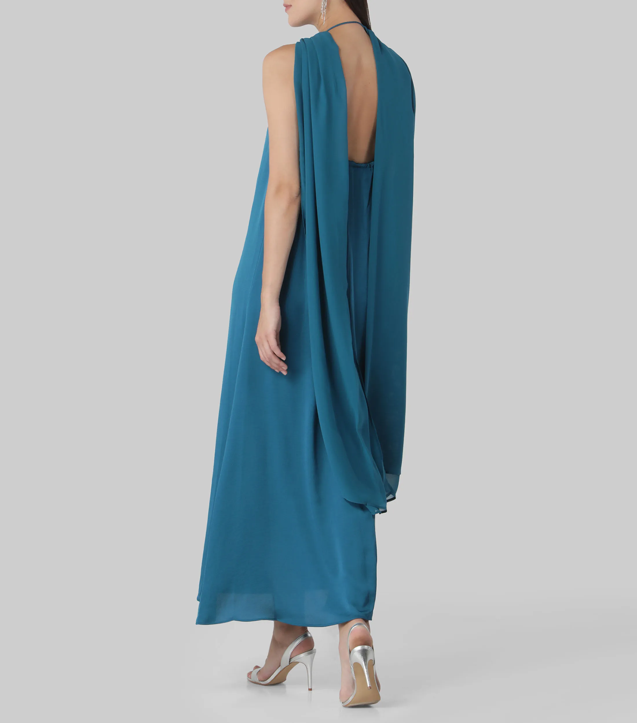 Alba Conde Vestido de fiesta largo liso sin mangas Mujer