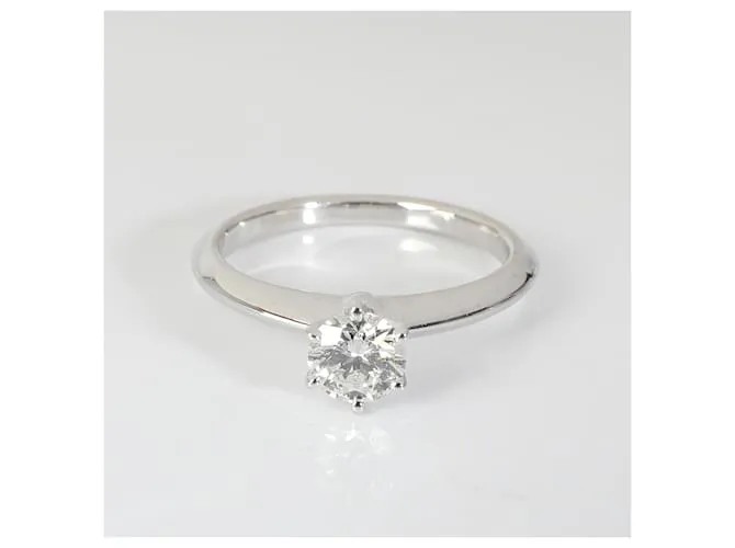 Anillo de compromiso de diamante Tiffany & Co. en platino G VS1 0,52 CTW 