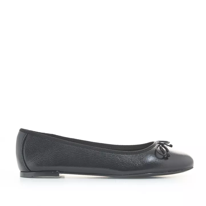 Bailarinas Suite009 de piel negras con lazo