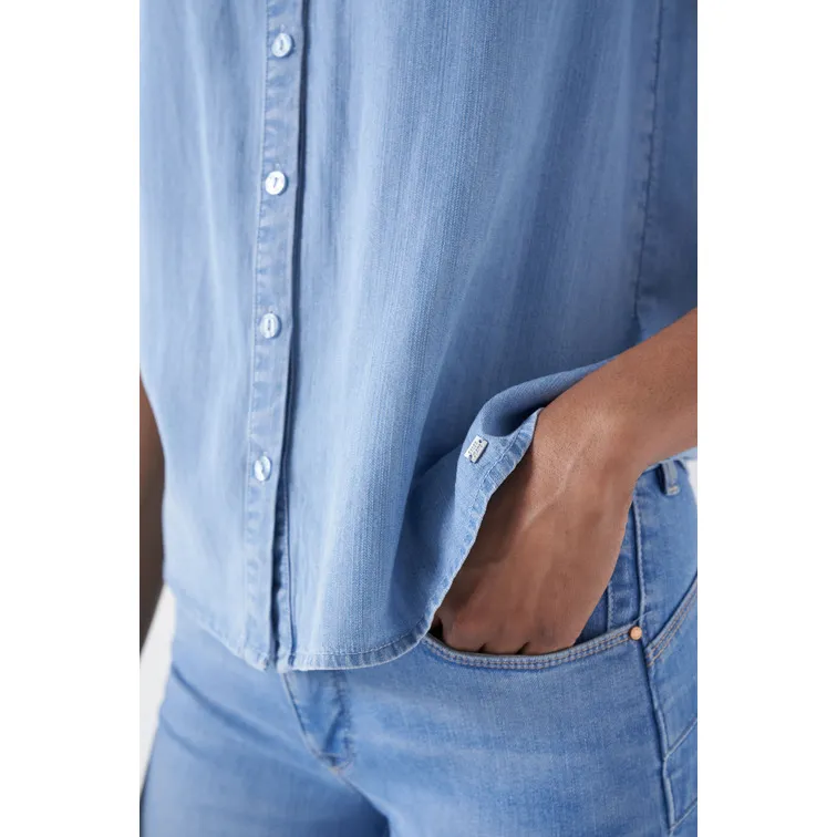 BLUSA EN LIGHTDENIM CON DETALLE DE VOLANTE MUJER SALSA
