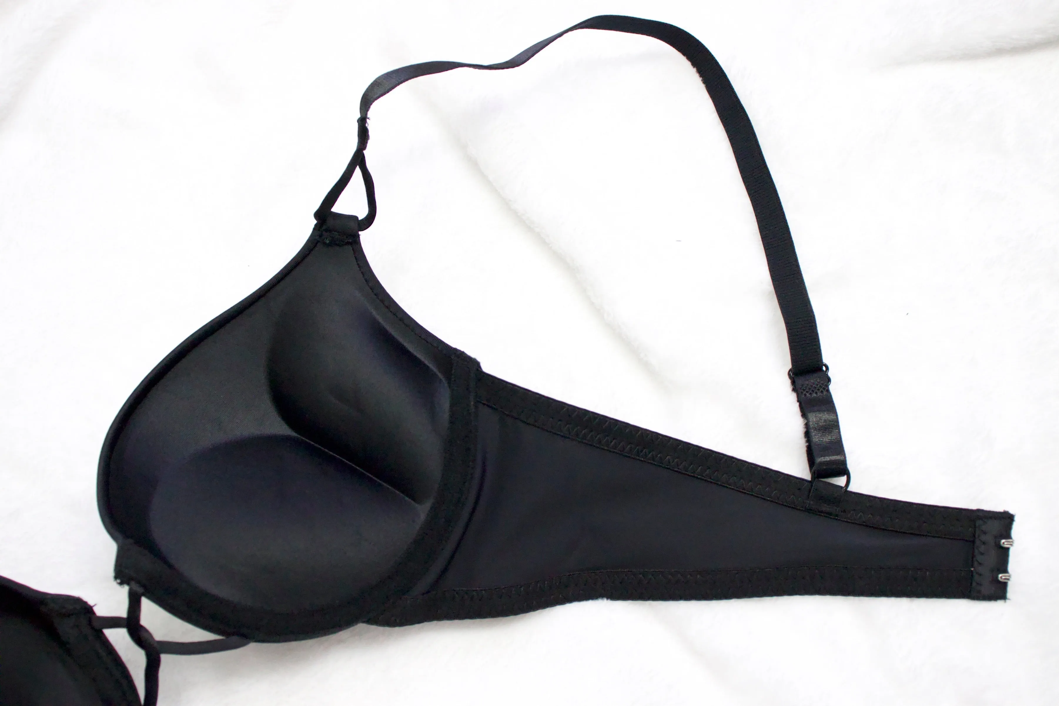 BRASSIER DOBLE PUSH-UP COLOR NEGRO IB1290