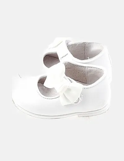 Bubble Zapato blanco detalle lazo
