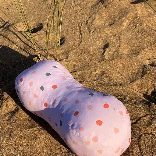 Cacahuete Beach · Lunares Rosa