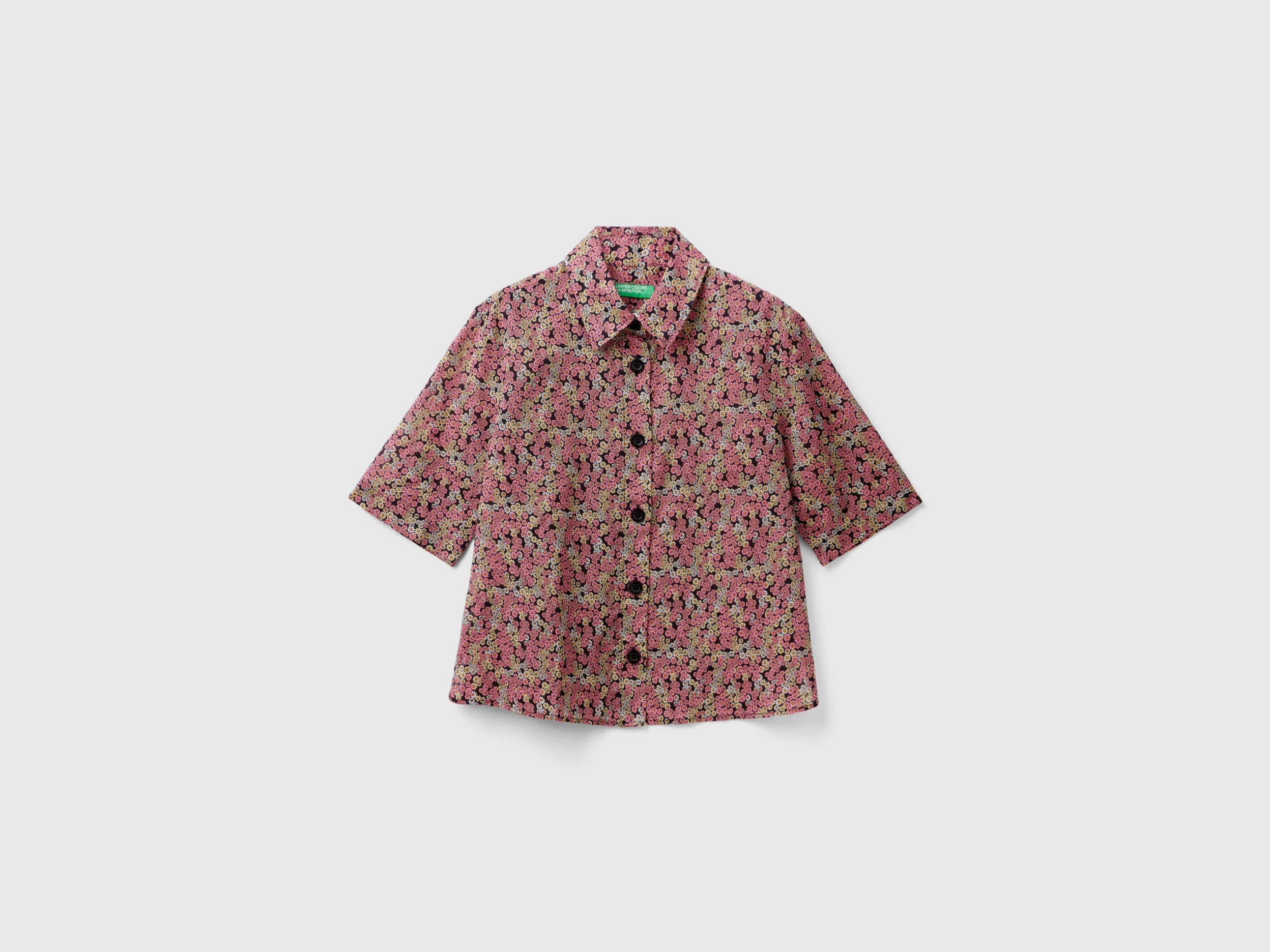 Camisa estampada de manga corta