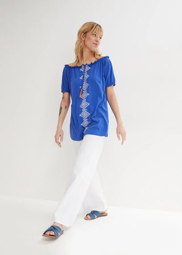Camiseta con escote bañera Azul zafiro-blanco estampado