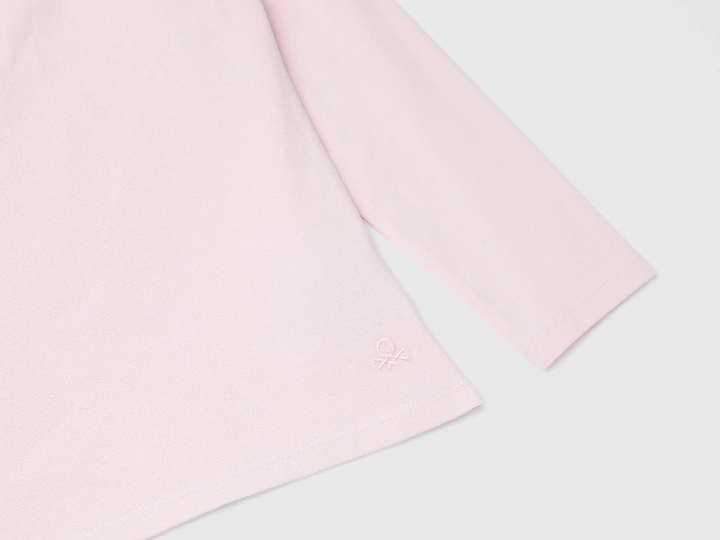 Camiseta de cuello alto de algodón elástico