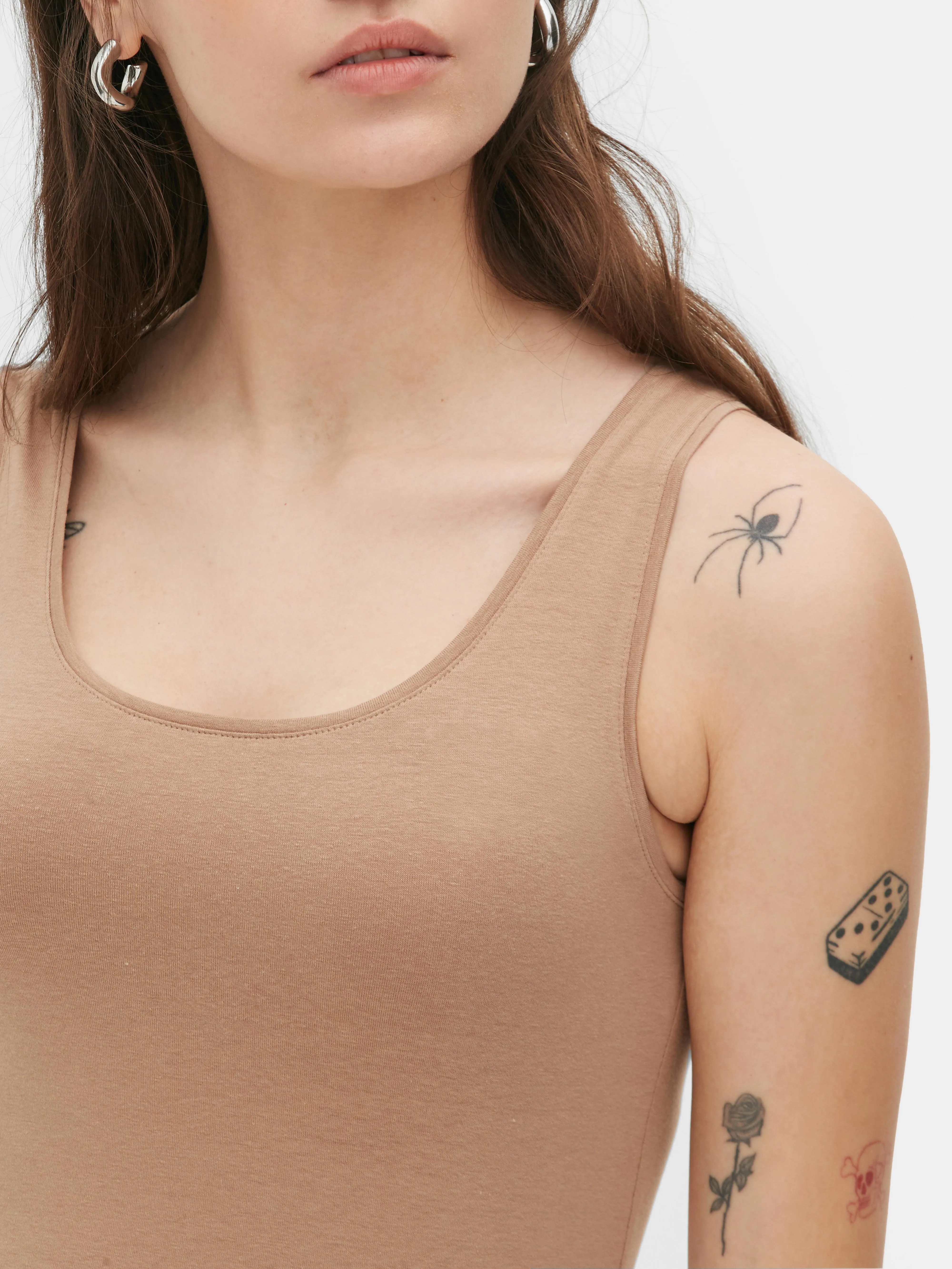 Camiseta de tirantes elástica