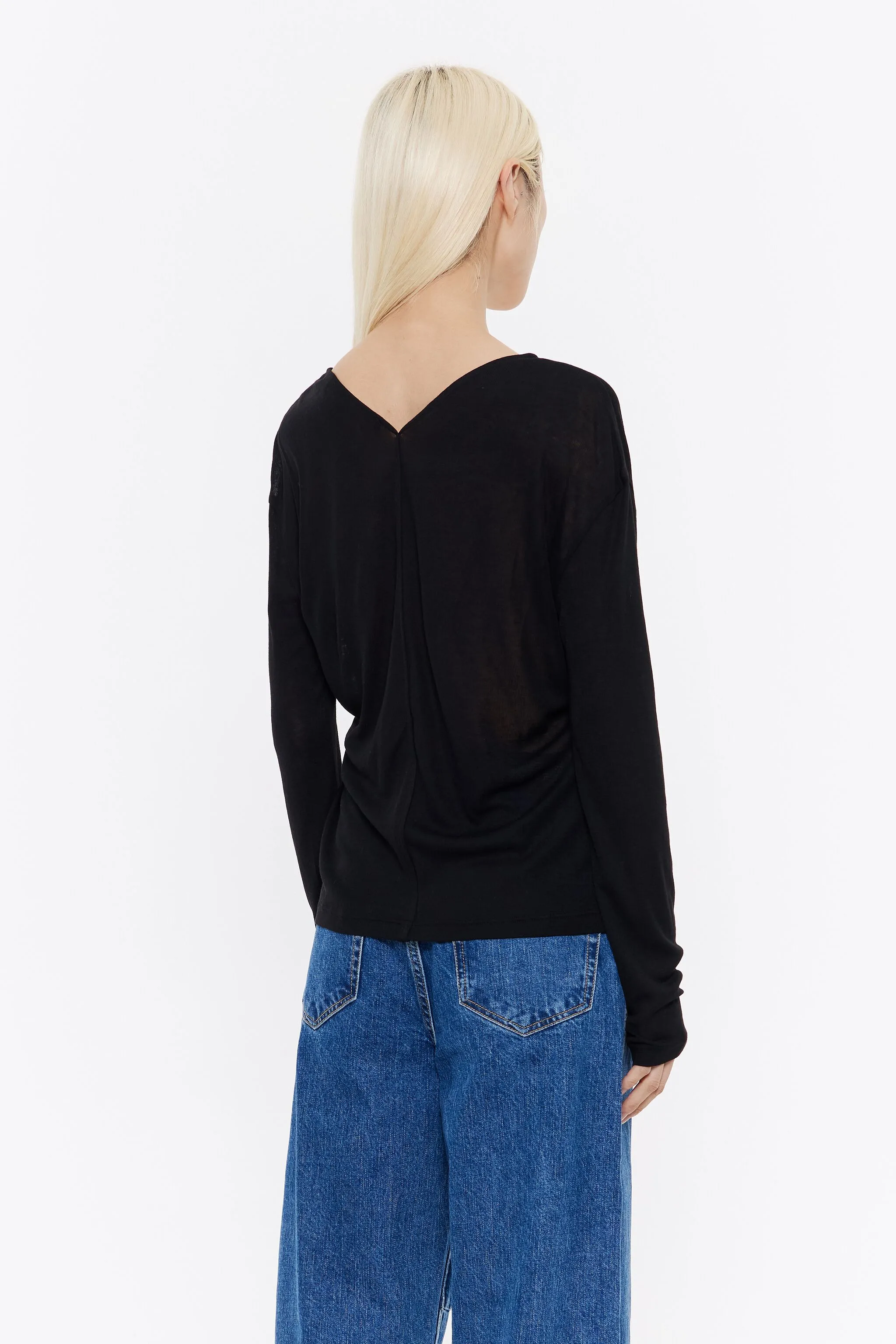 Camiseta viscosa seda negra