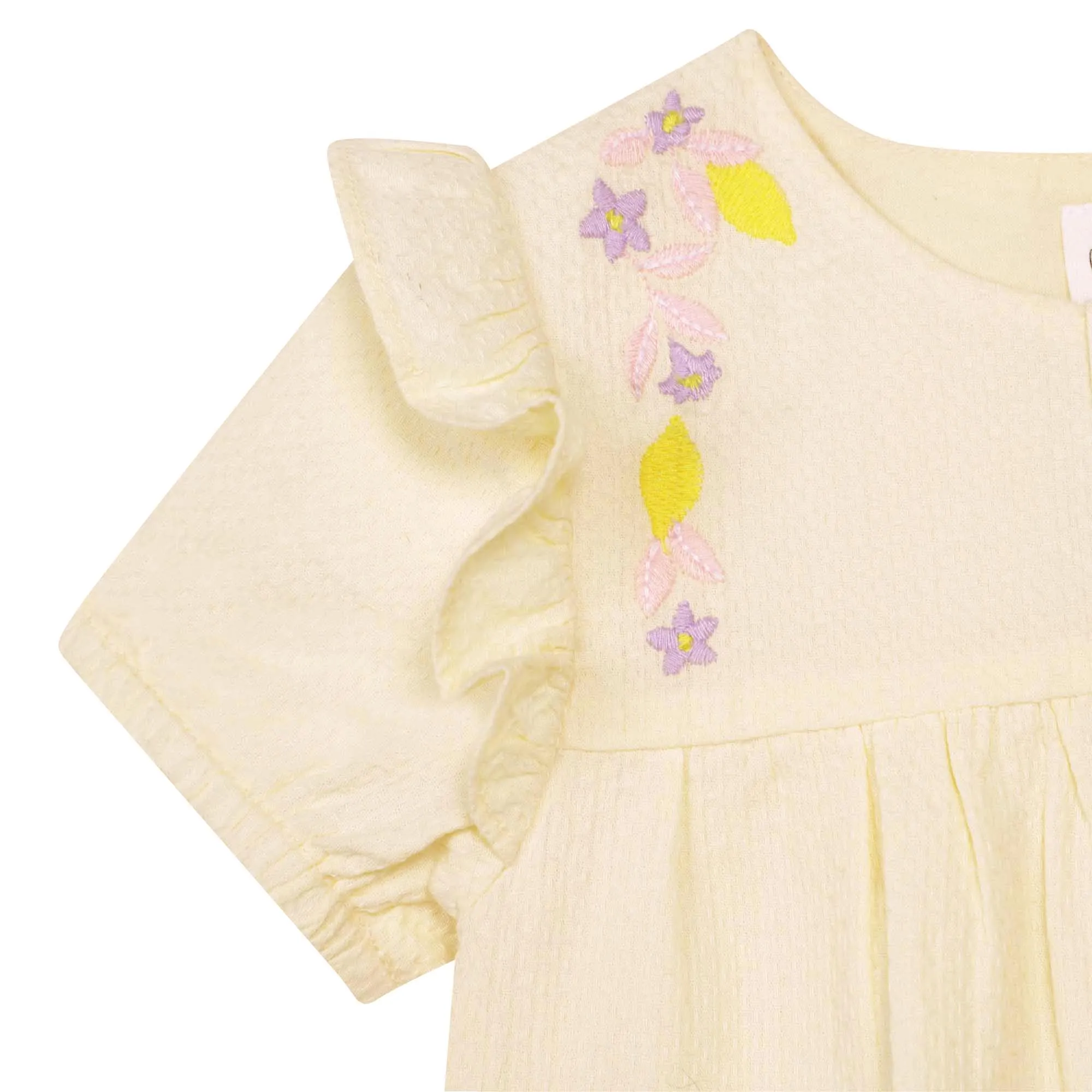 CARREMENT BEAU Blusa bordada con volantes