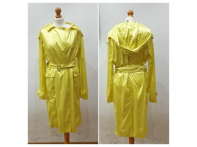 Chubasquero amarillo sportmax 