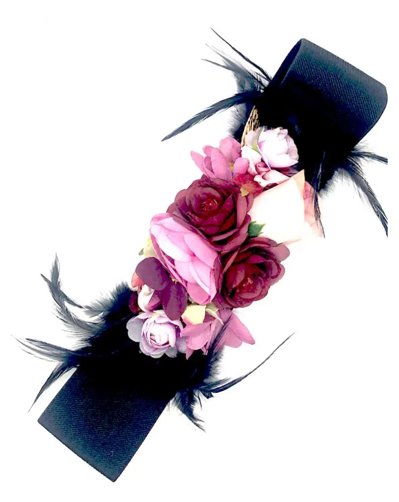 CINTURONES NEGROS CON FLORES Y PLUMAS PARA BODAS Y EVENTOS