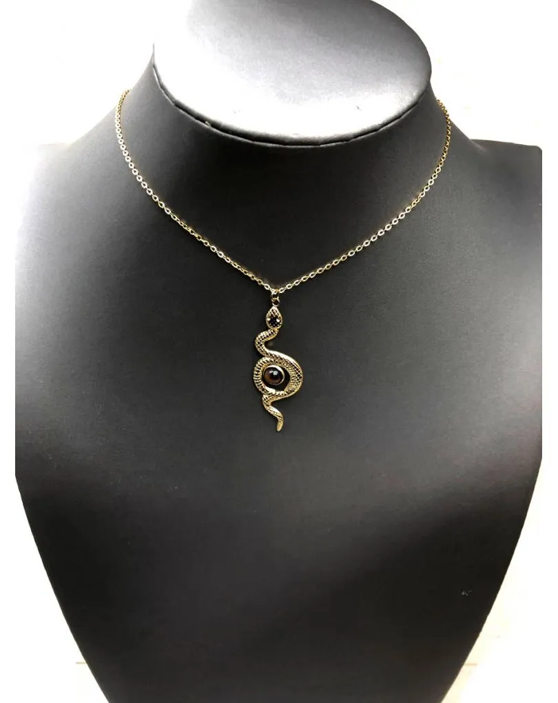 COLLARES DORADOS CON SERPIENTE Y DETALLE PIEDRA OJO DE TIGRE