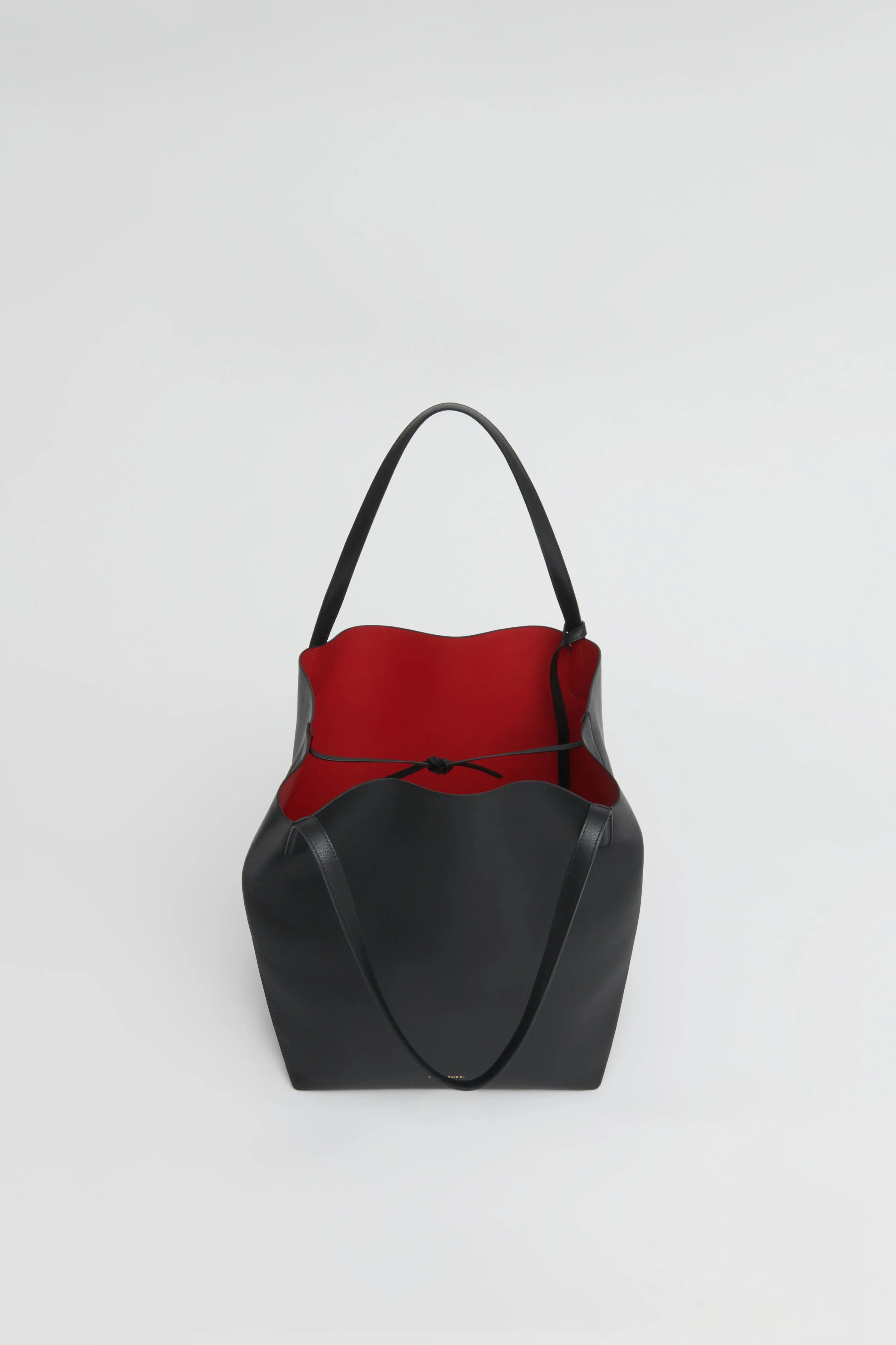 Everyday Soft Tote in Black/Flamma