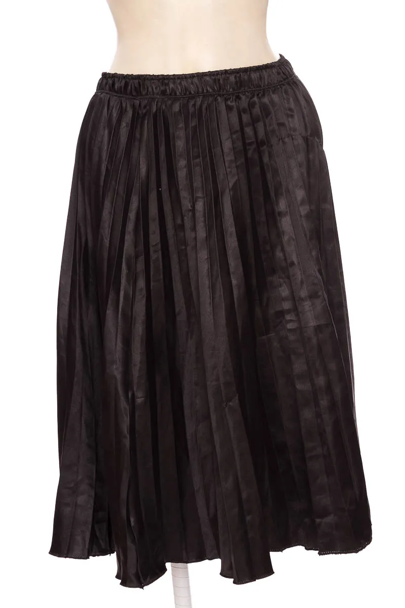 Falda color Negro - Closeando