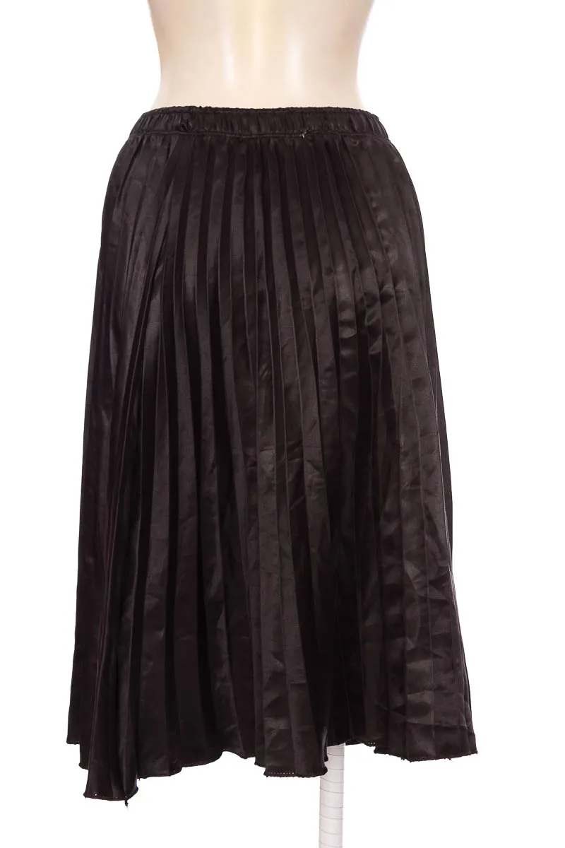 Falda color Negro - Closeando