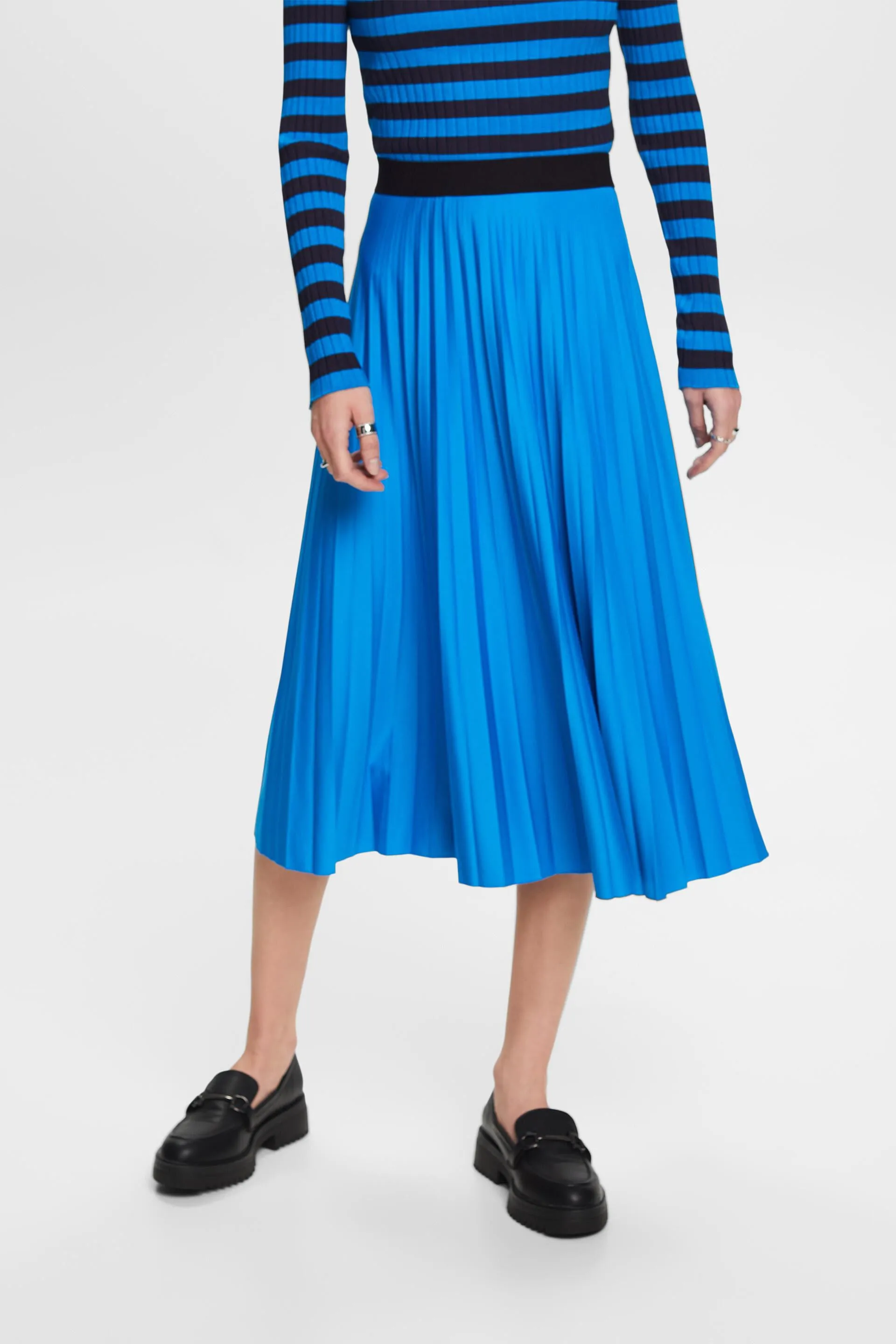 Falda midi plisada