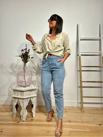 Jeans Mom Fit Cinturón YOUNGSTER
