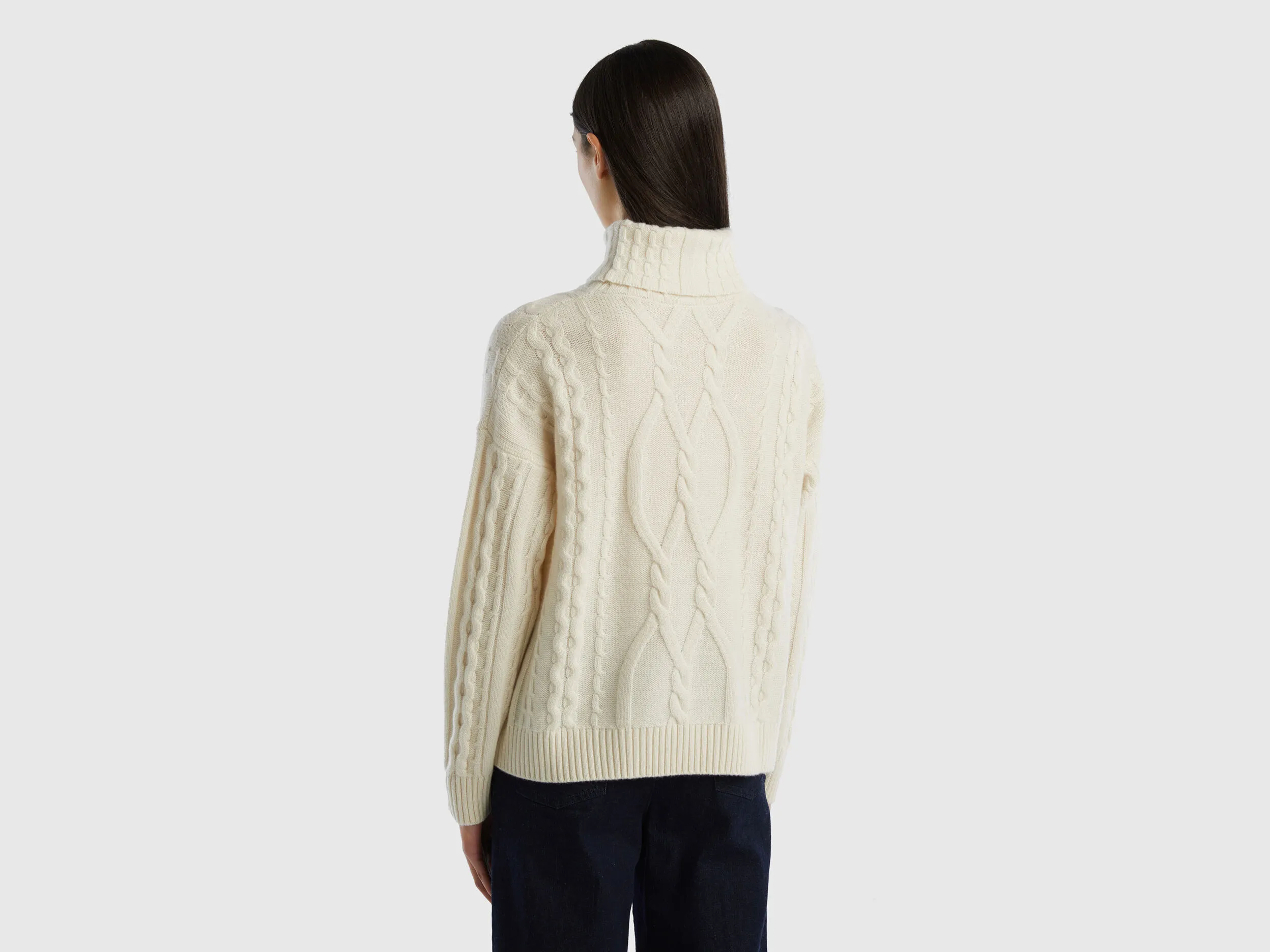 Jersey de ochos de 100 % cachemir con cuello cisne