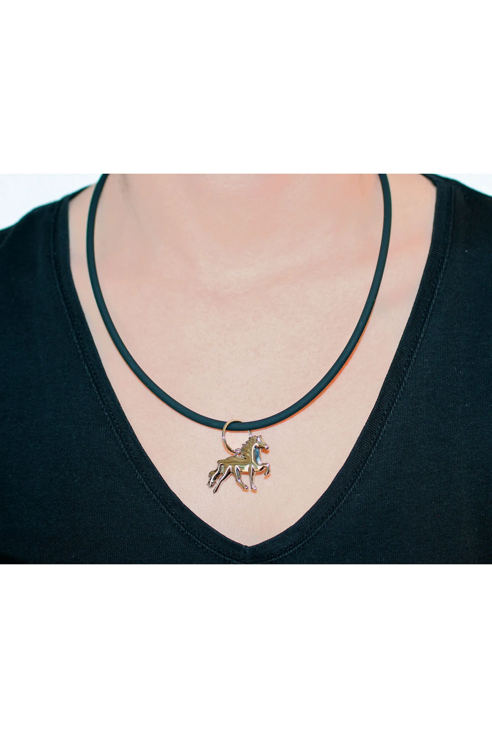 Karlslund Collar con caballo islandés