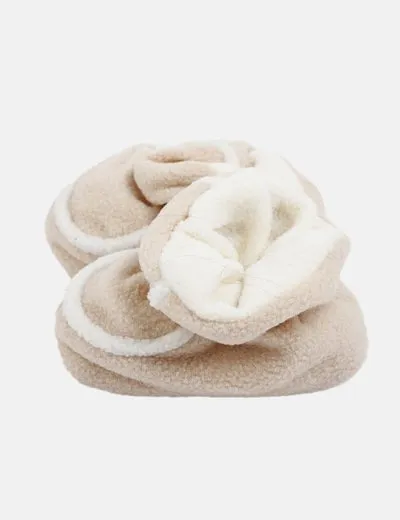 NoName Patuco borreguito beige detalles blancos