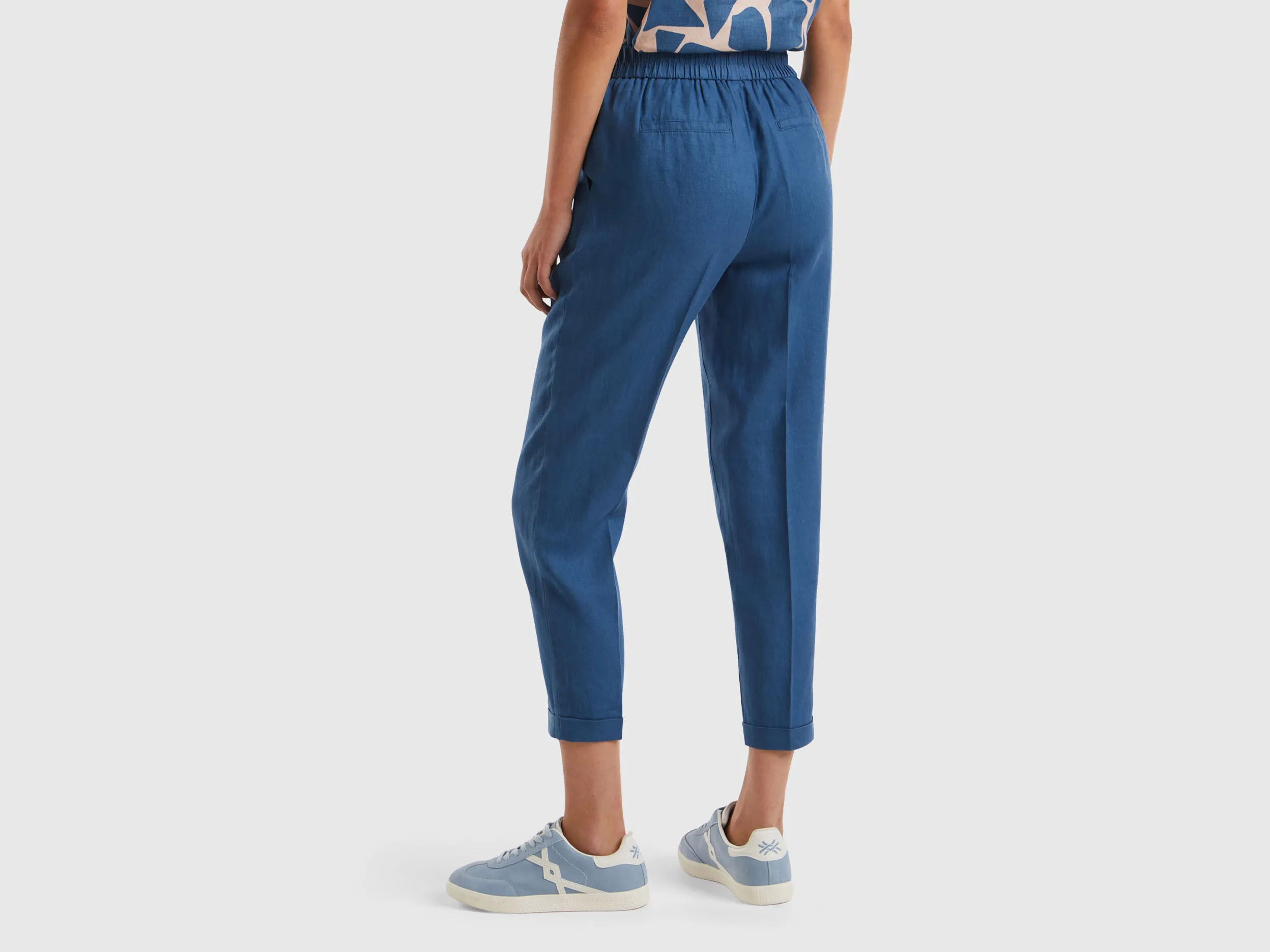 Pantalón regular fit de 100 % lino