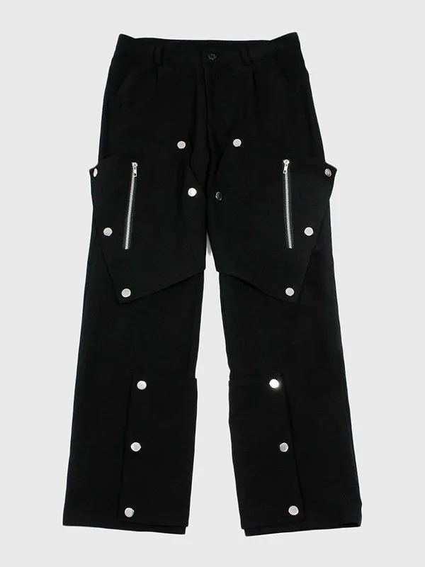 Pantalones cargo con detalle de botones