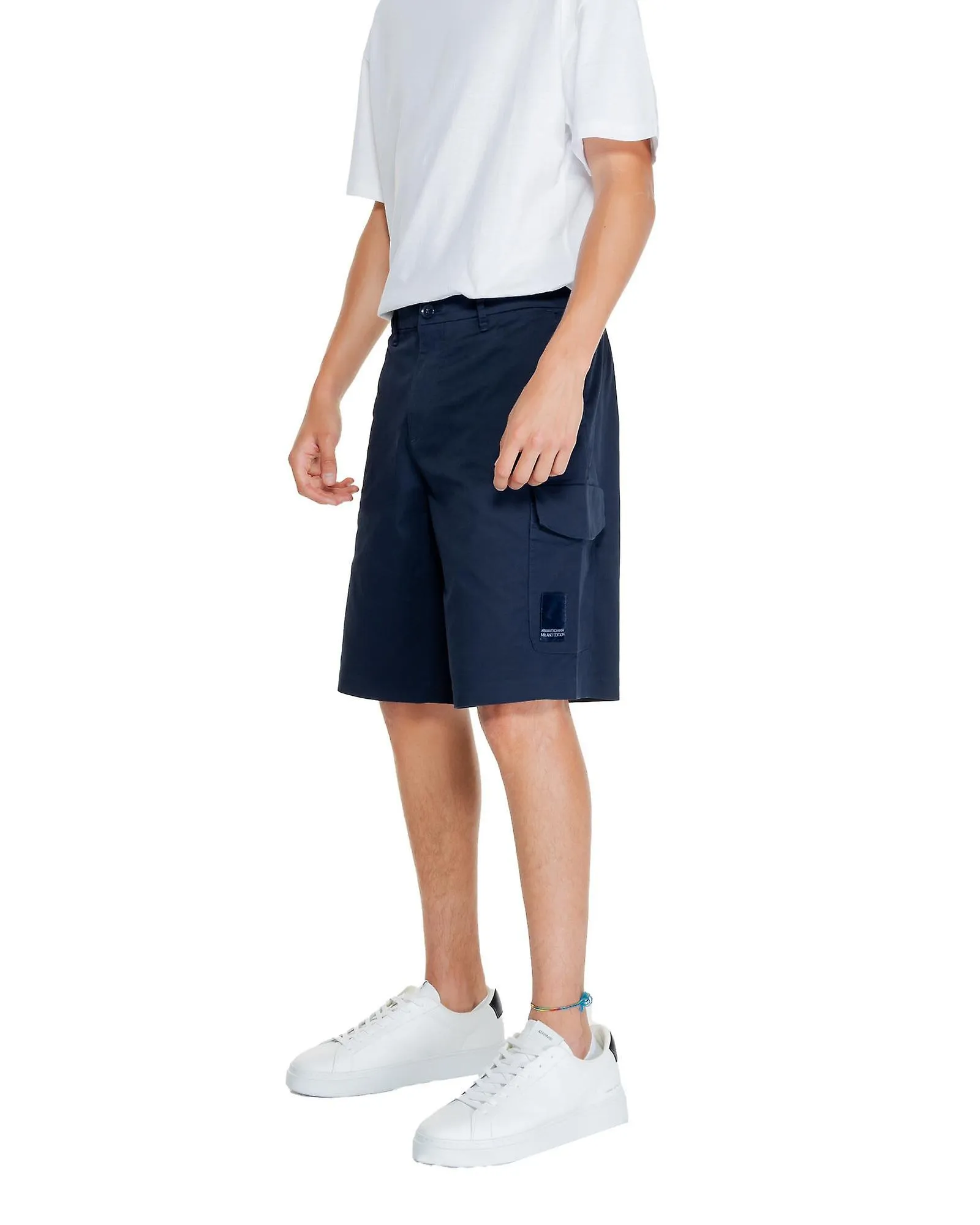 Pantalones cortos de algodón Armani Exchange con cierre de cremallera y botones y múltiples bolsillos
