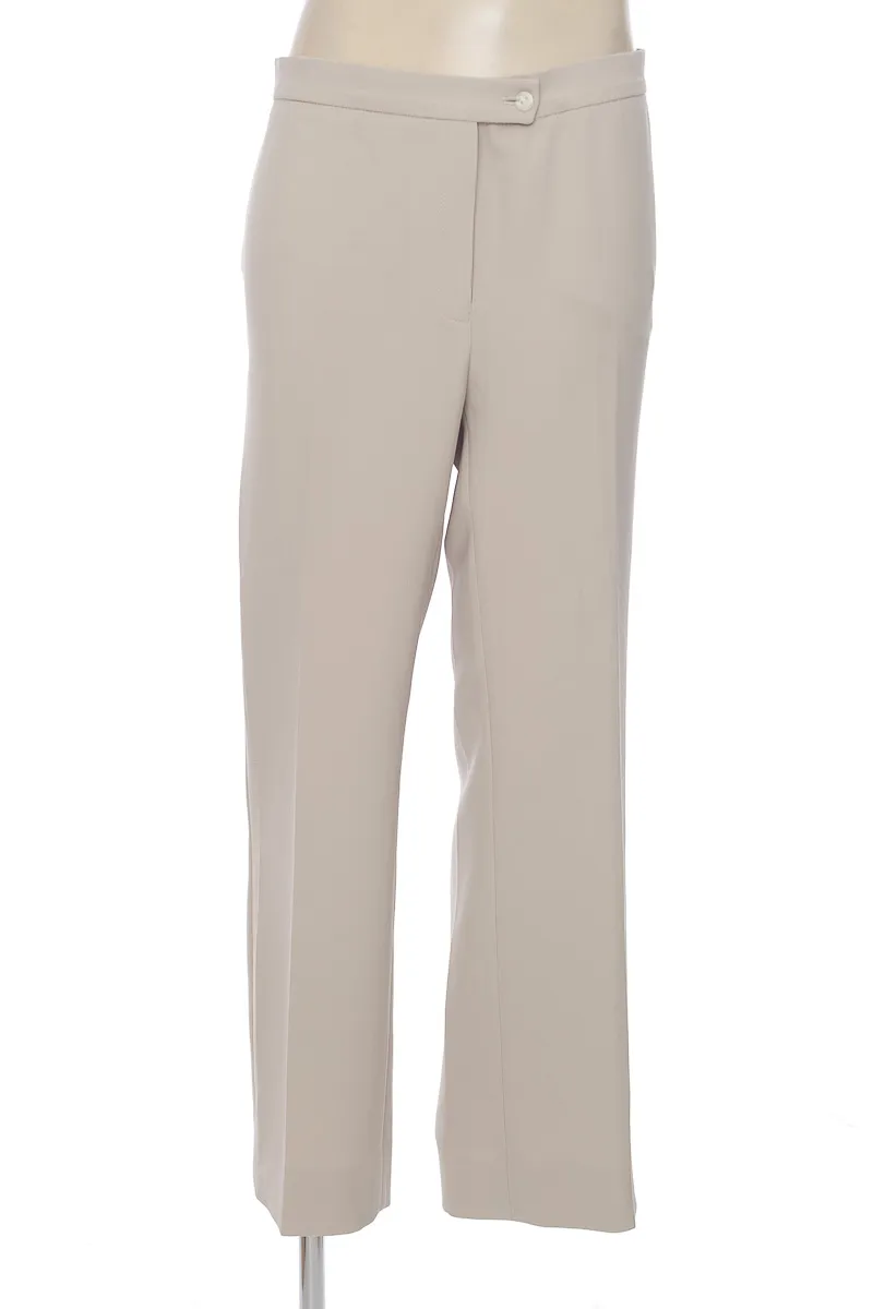 Pantalón color Beige - Closeando