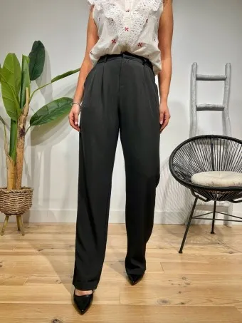 Pantalón Pinzas MORGATY Negro