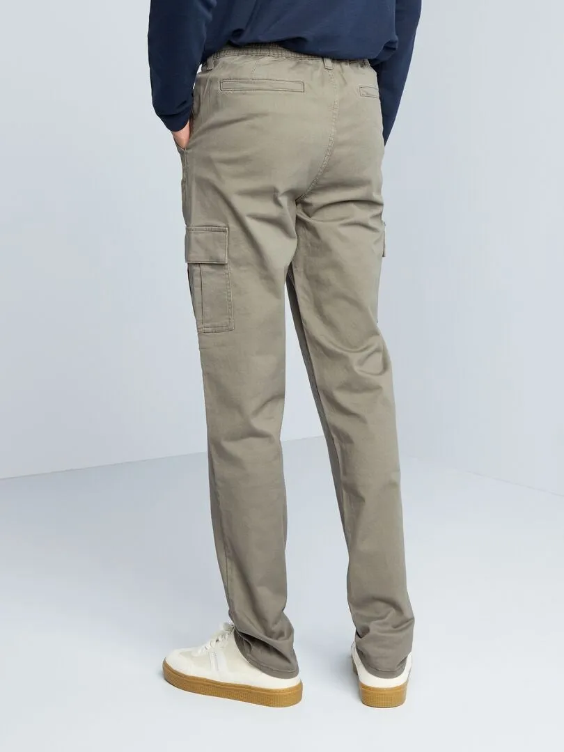 Pantalón recto con bolsillos en los laterales +1,90 m - L36 - KAKI