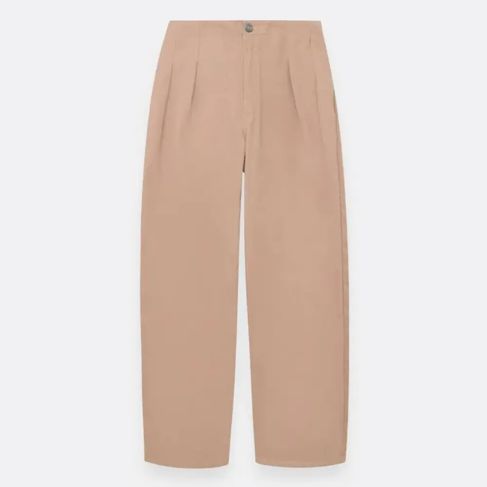 Pantalón silueta amplia con detalle