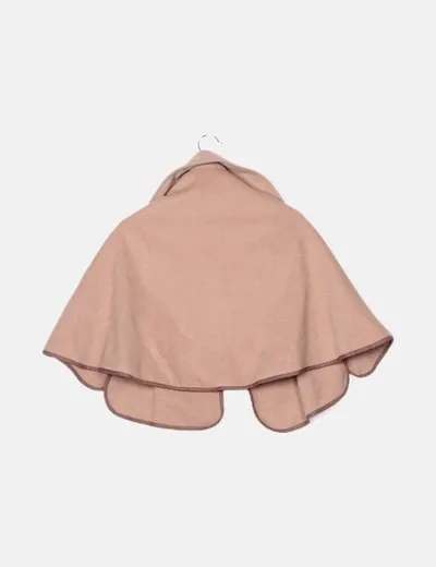 Paraty Atelier Poncho de marrón con botones de trenca