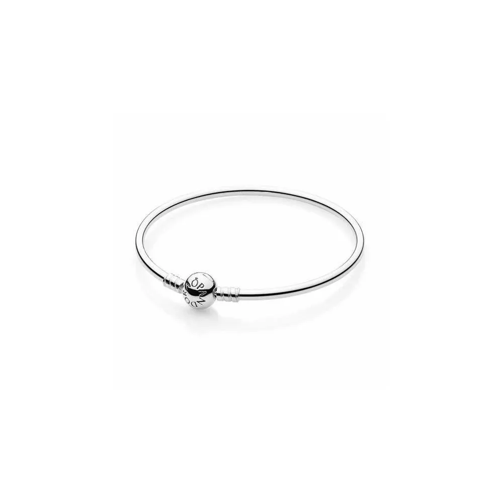 Pulsera Pandora de aro rígido de plata con cierre de Pandora. Talla 17 cm.