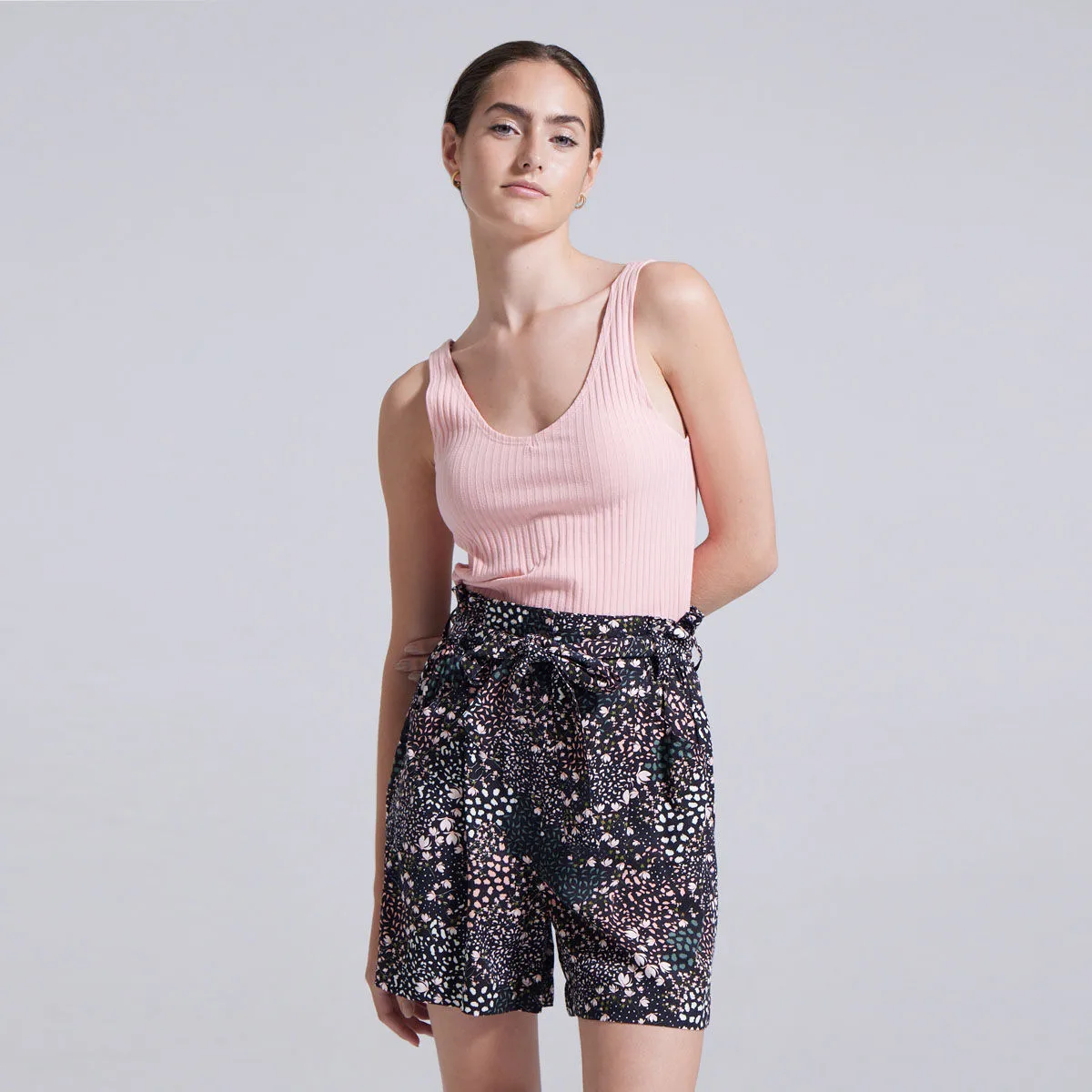 Short Tipo Paper Bag Con Estampado