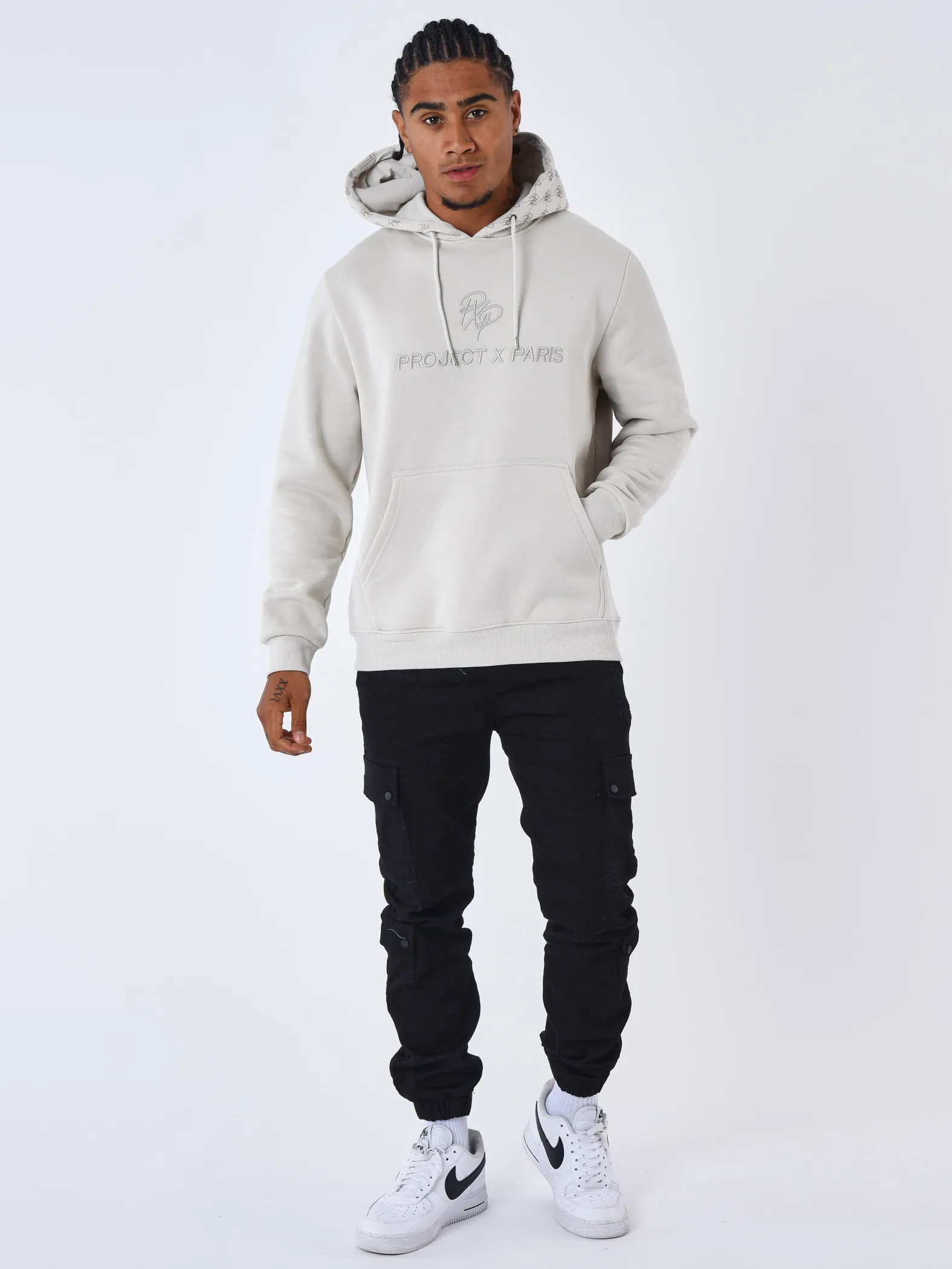 Sudadera con capucha y detalle de monograma