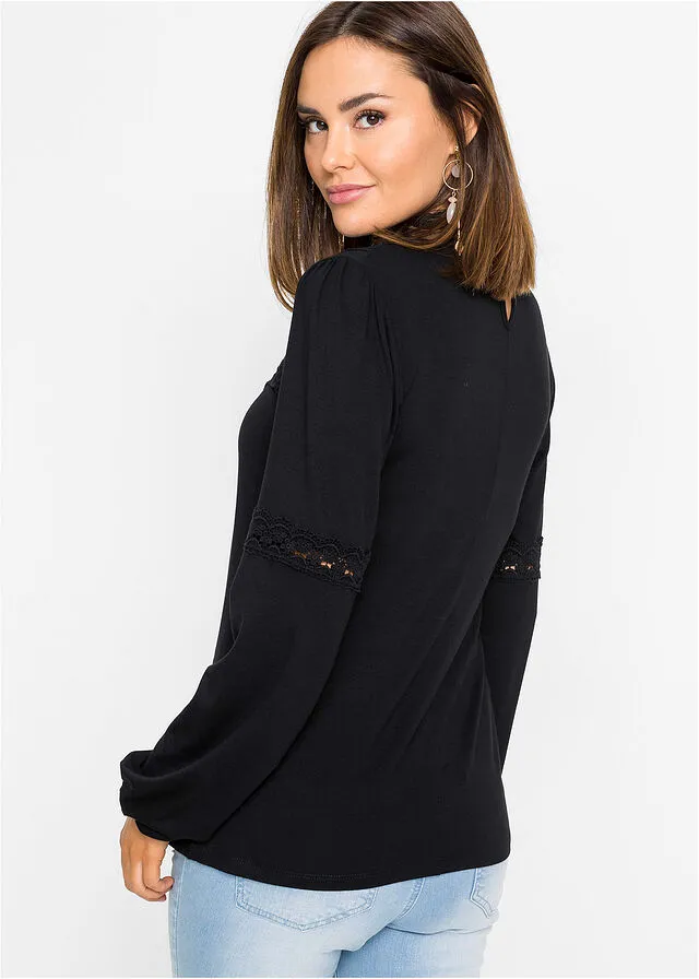 Top con detalle victoriano Negro