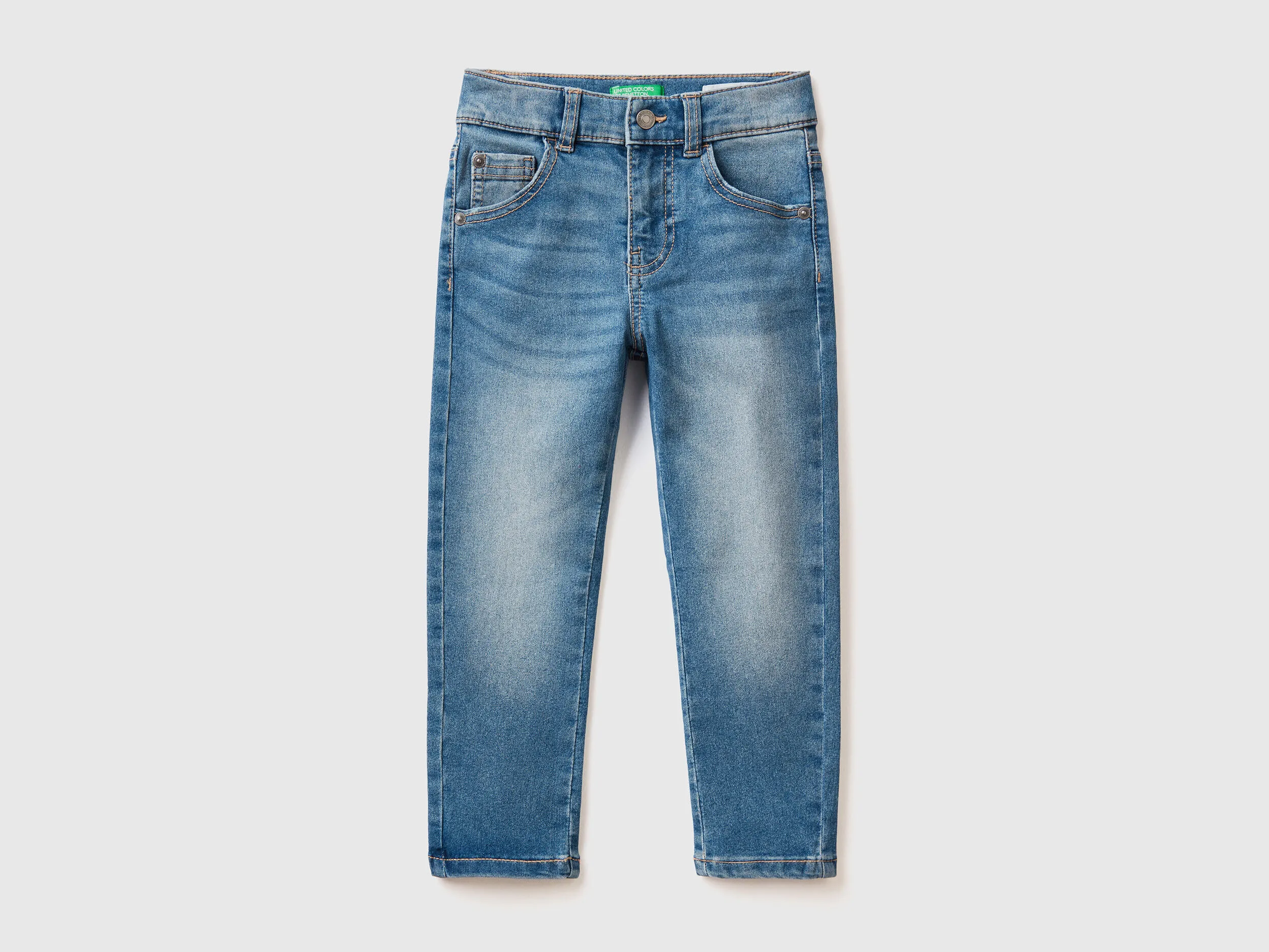 Vaqueros pitillo de efecto vintage
