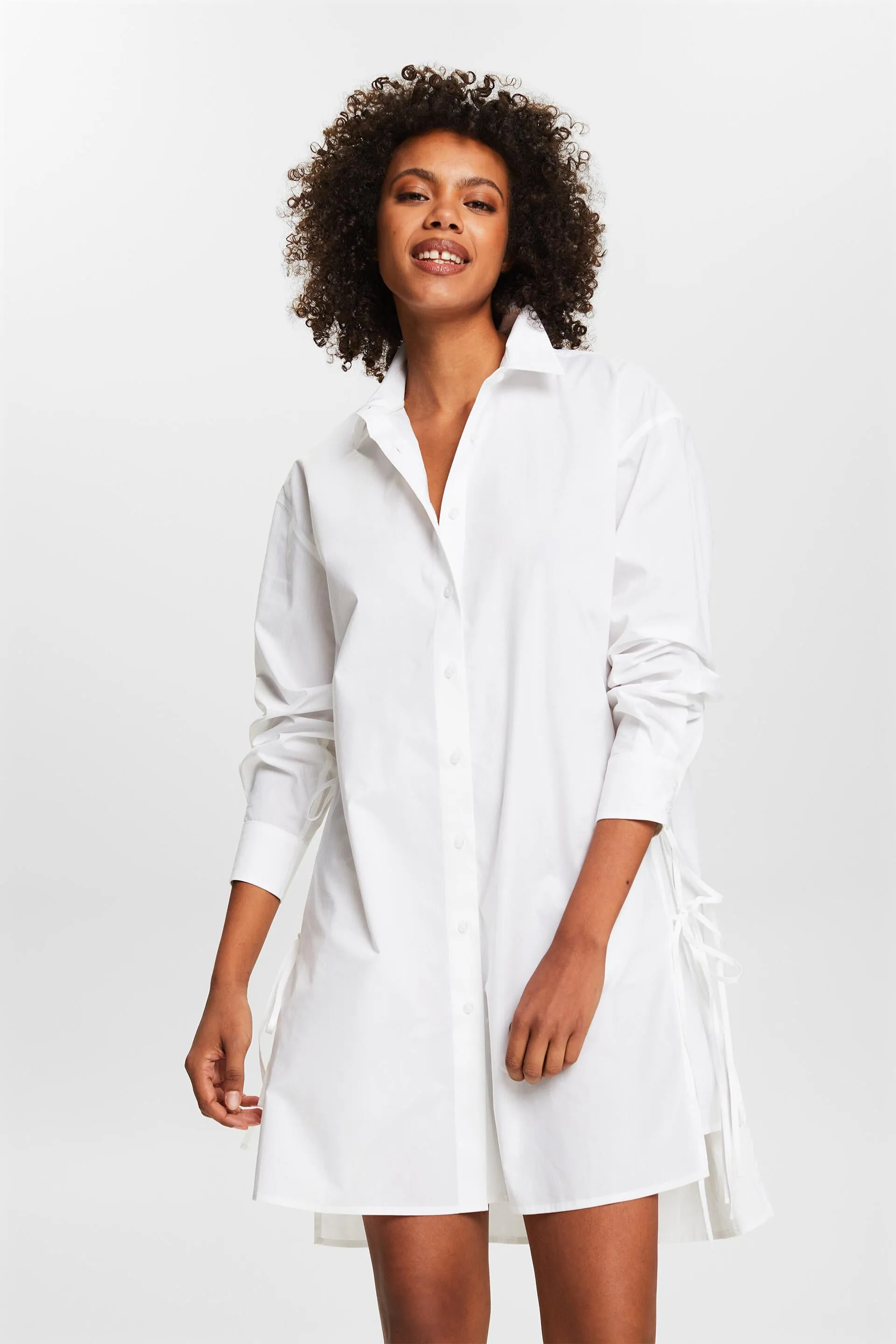 Vestido camisero de popelina con detalle anudado