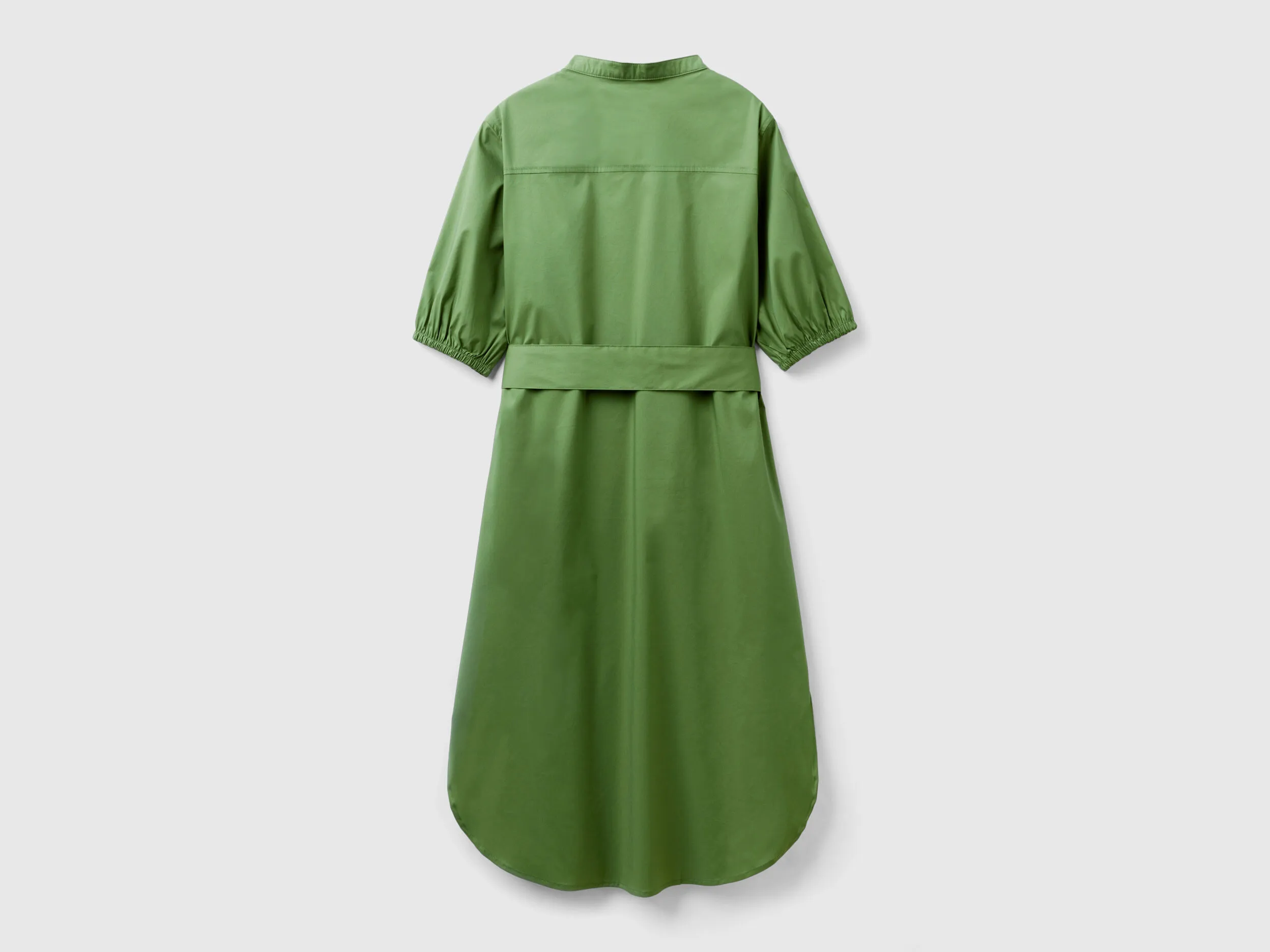 Vestido camisero midi con fajín