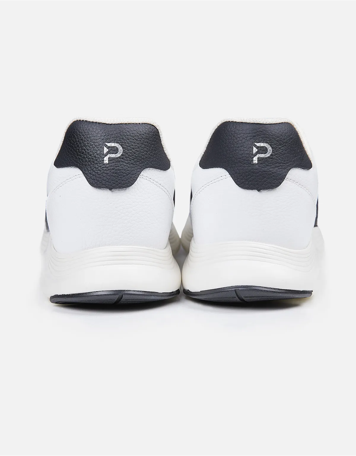 Zapatilla color blanco para hombre