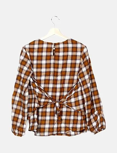 Zara Blusa marrón cuadros detalle lazo